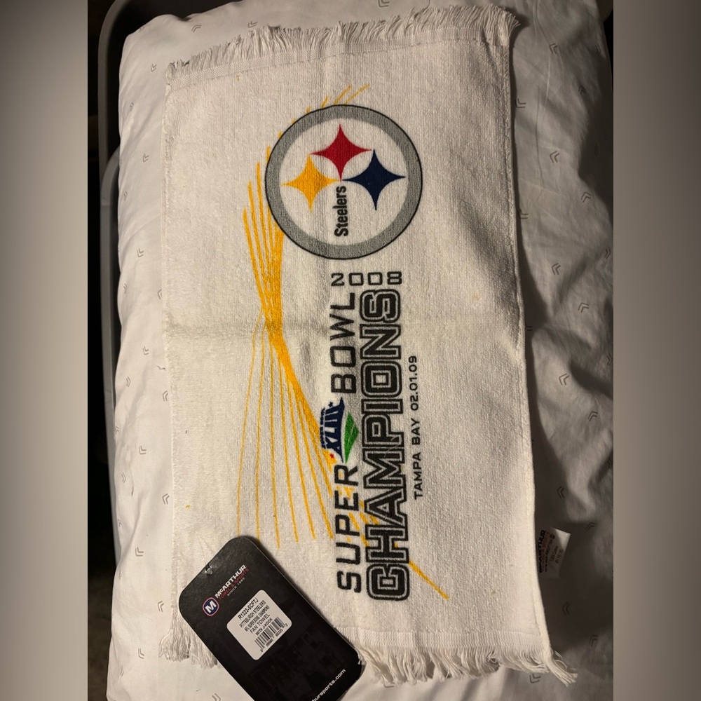 pittsburgh steelers Super Bowl champion towel. Commemorating 2008 Championship